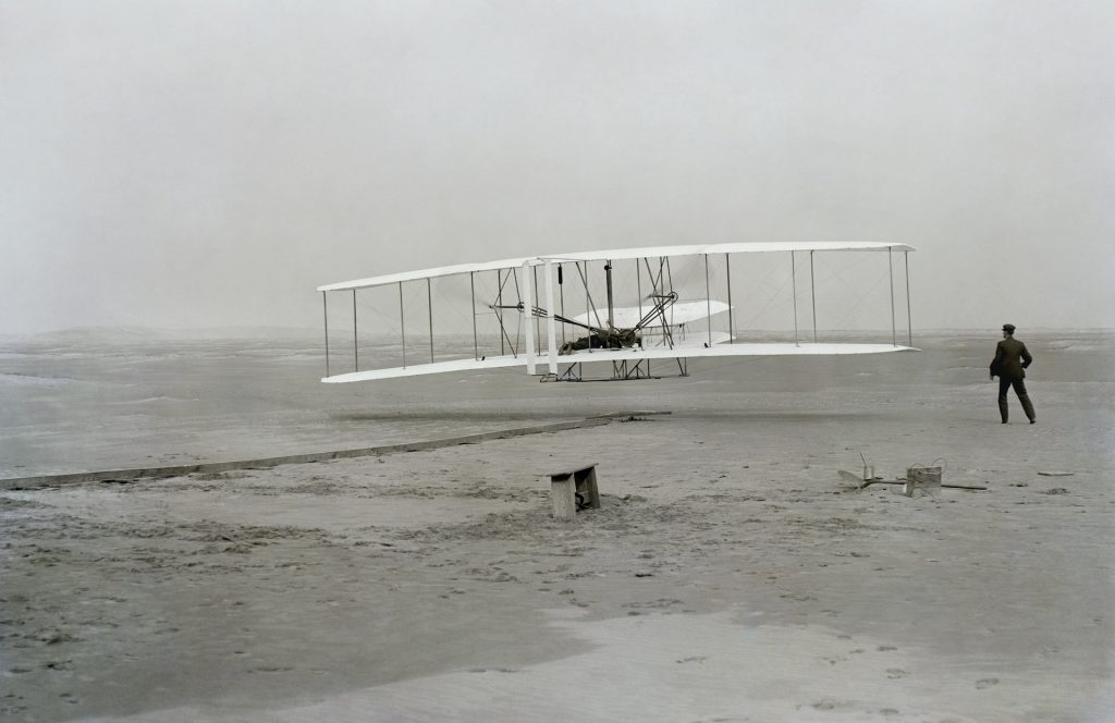 Patent invalidation and revocation, image of the Wright brothers' plane
